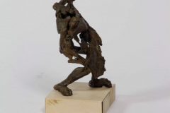 Picudo, 2019, bronce y madera